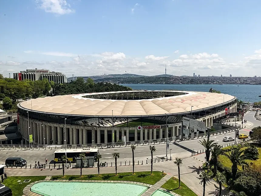 UEFA Europa League Final 2026 Freiburg vs Aston Villa at Beşiktaş Park Istanbul